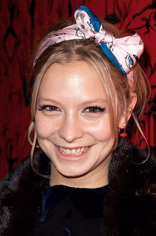 Annabelle Dexter-Jones