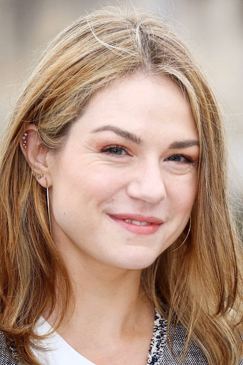 Émilie Dequenne